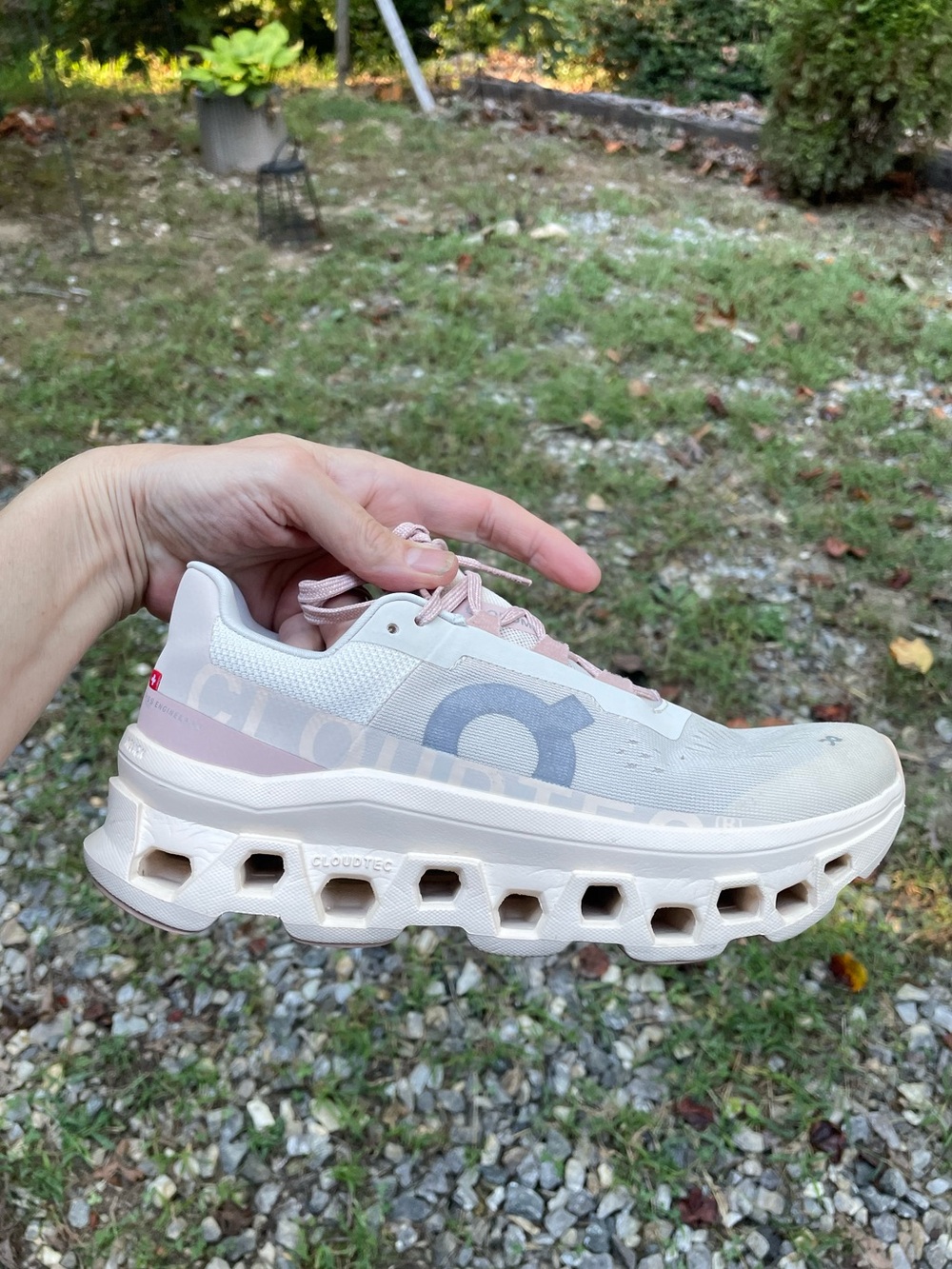 On Cloudmonster Running Shoes Size 8.5